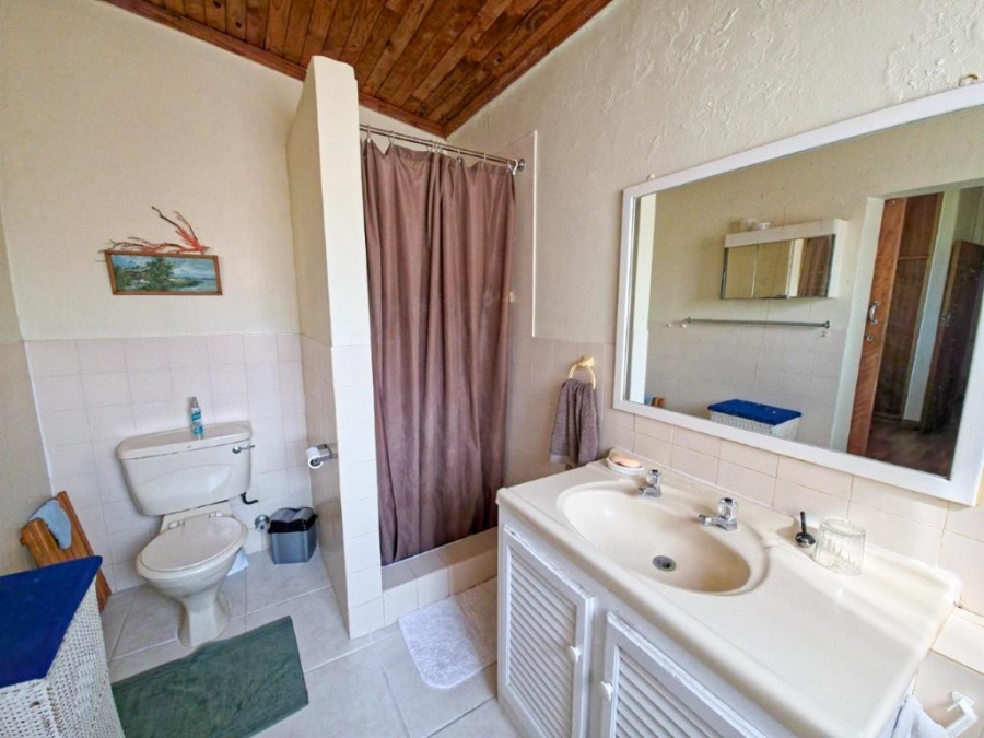 5 Bedroom Property for Sale in Jongensfontein Western Cape